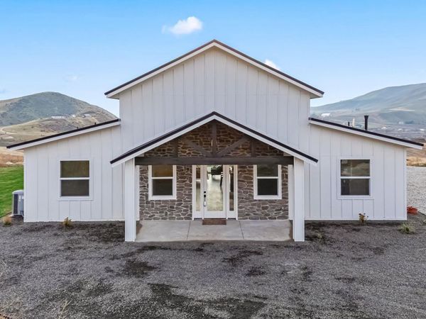 23 Margarets Way, Horseshoe Bend, ID 83629