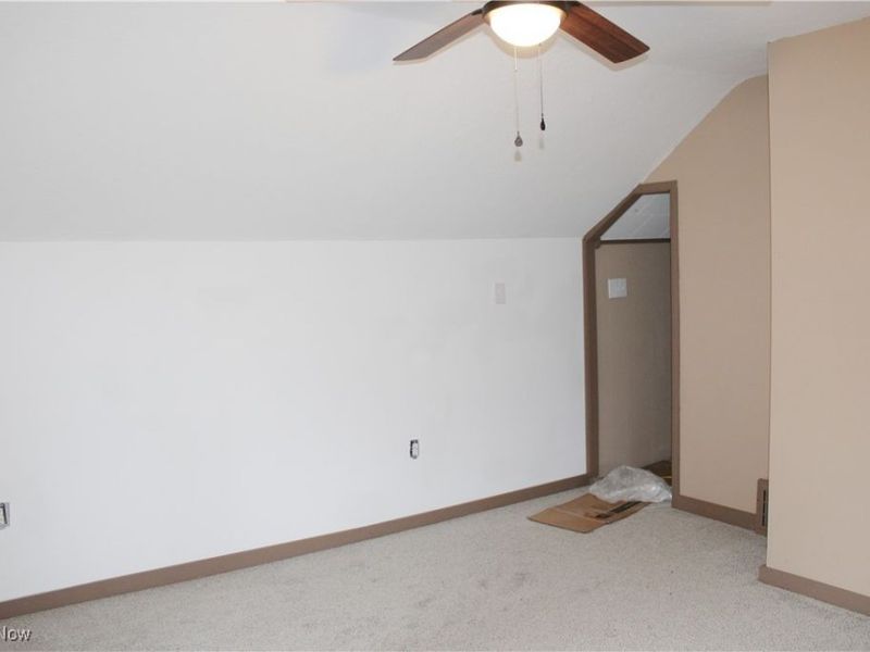 236 Ace Drive, Rayland, OH 43943 Photo 11