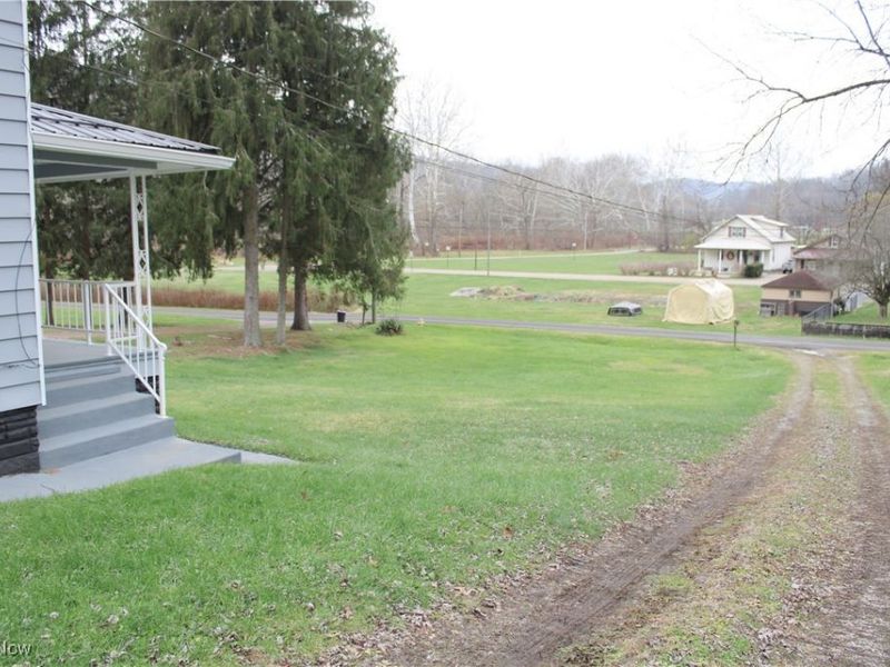 236 Ace Drive, Rayland, OH 43943 Photo 2