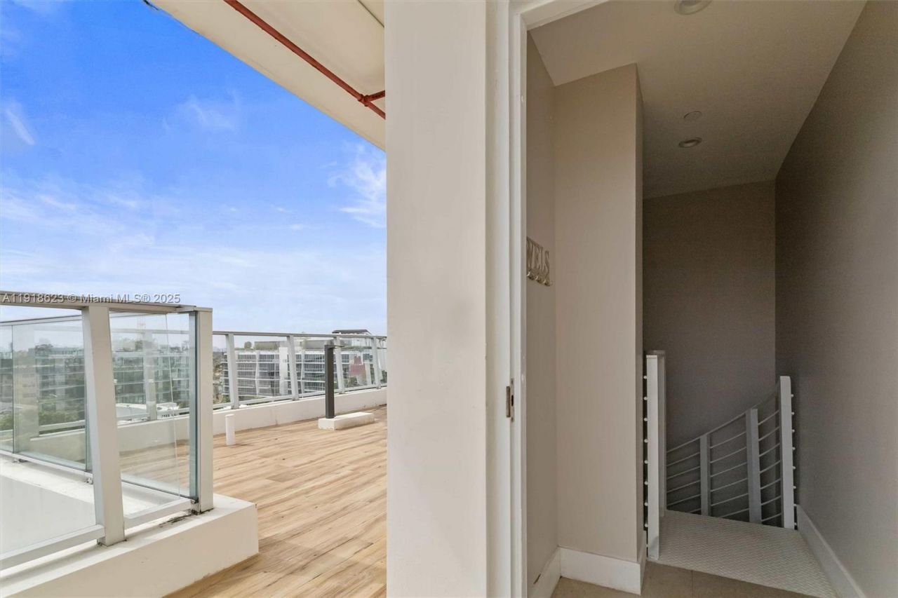 1150 101st St, Unit PH 702, Bay Harbor Islands, FL 33154 Photo