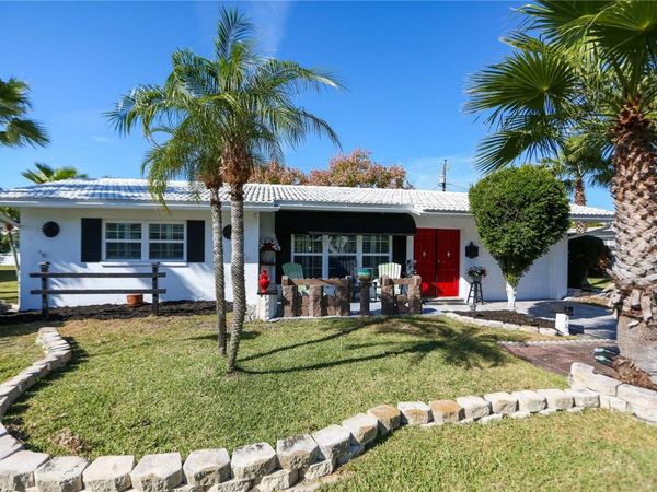 9128 142ND STREET, SEMINOLE, FL 33776