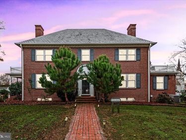 419 S WATER LANE, TAPPAHANNOCK, VA 22560