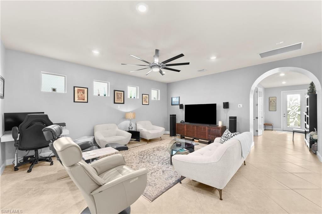 10572 Otter Key Ln, Estero, FL 33928 Photo