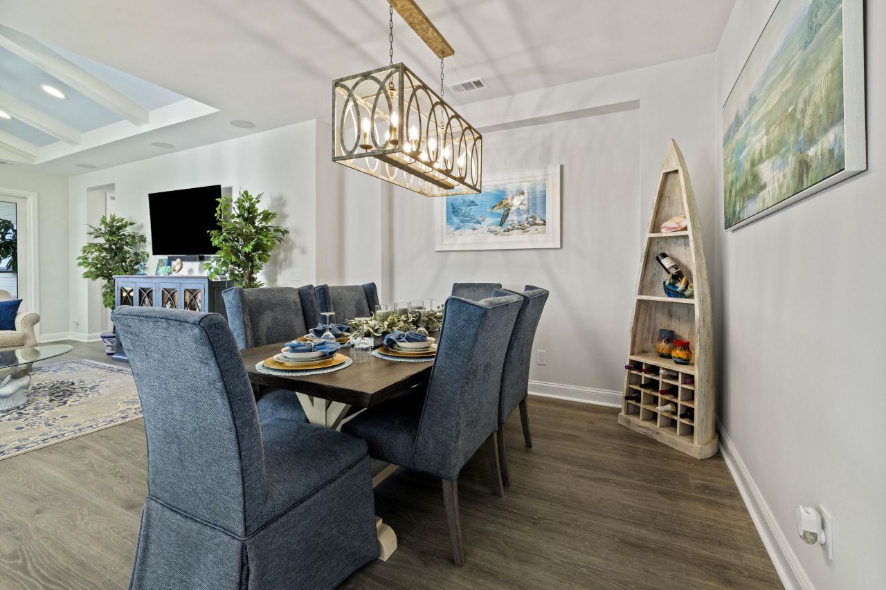 952 Good Life Way Photo 13