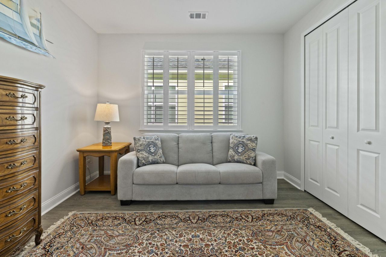 952 Good Life Way Photo 20