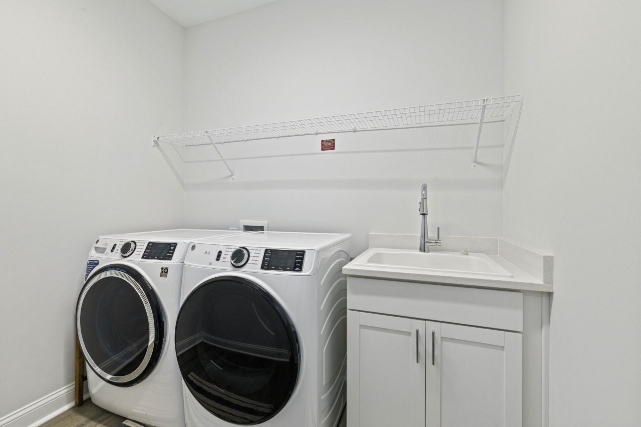 952 Good Life Way Photo 24