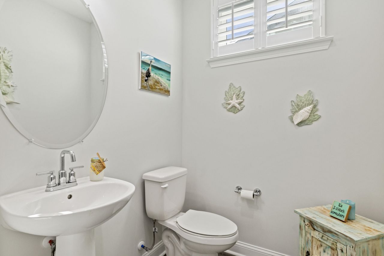 952 Good Life Way Photo 26