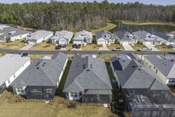 952 Good Life Way photo 4