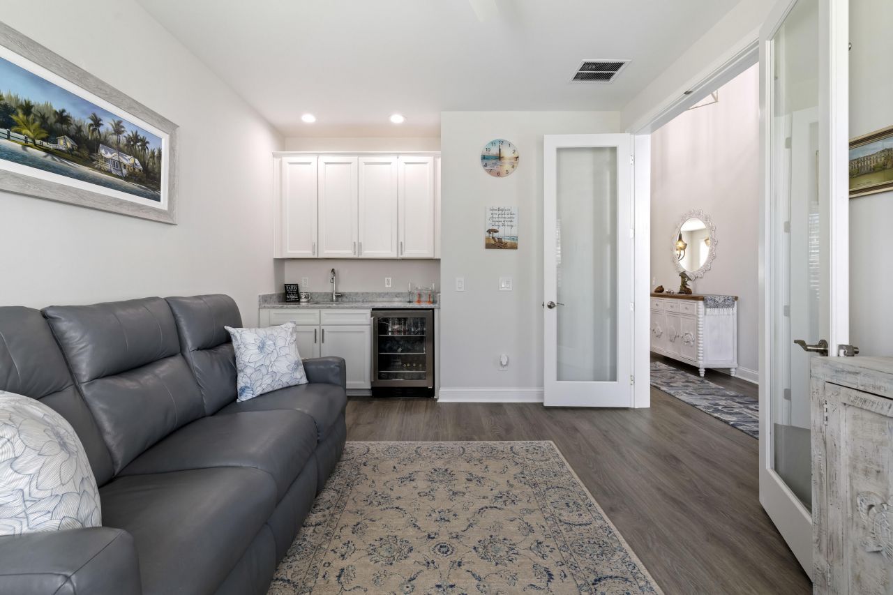 952 Good Life Way Photo 30