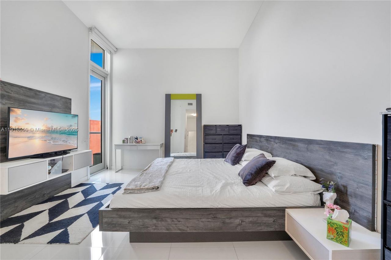 7751 NW 107th Ave, Unit 807, Doral, FL 33178 Photo