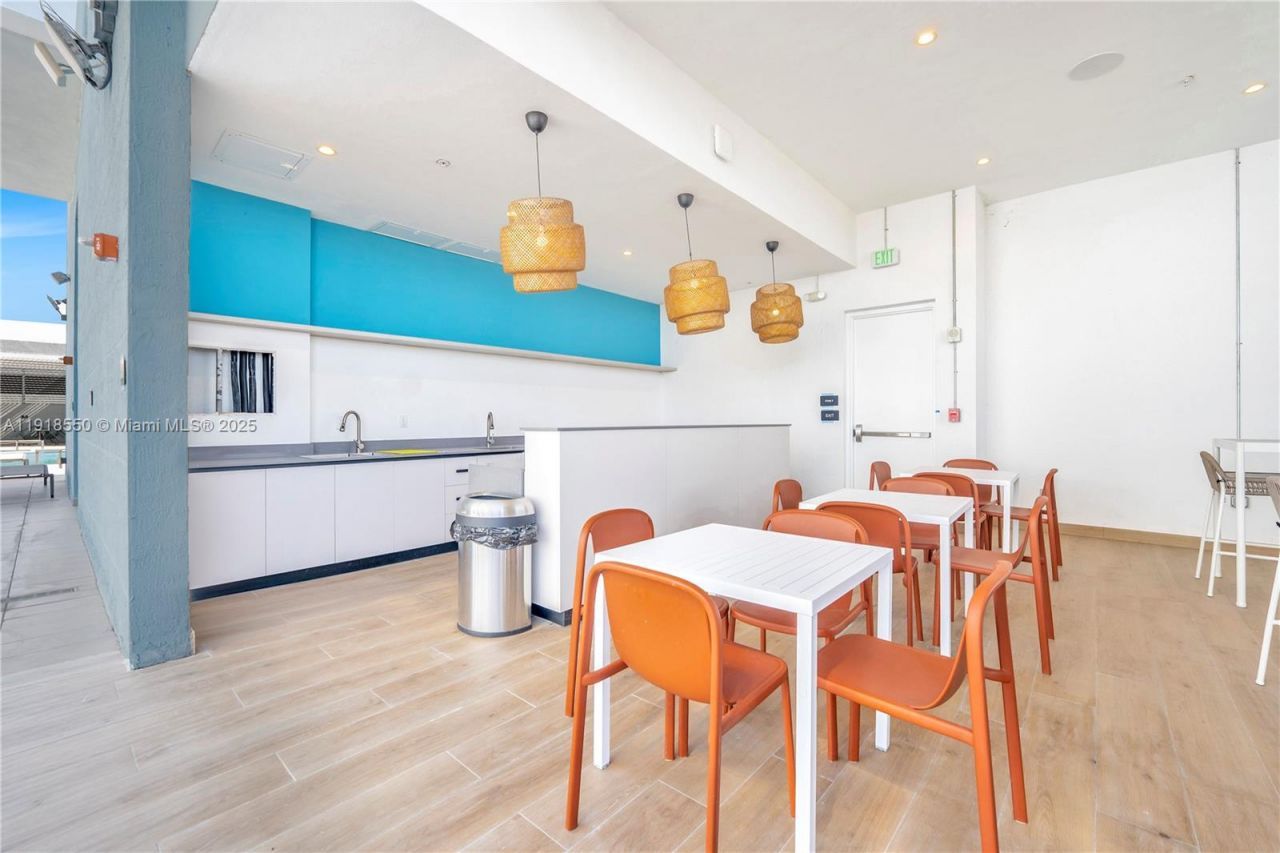 7751 NW 107th Ave, Unit 807, Doral, FL 33178 Photo