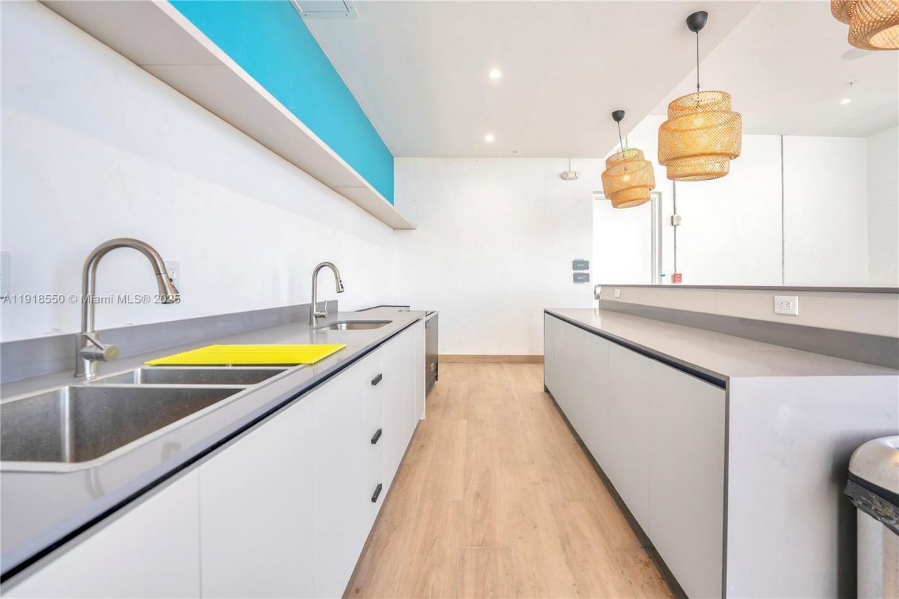 7751 NW 107th Ave, Unit 807, Doral, FL 33178 Photo