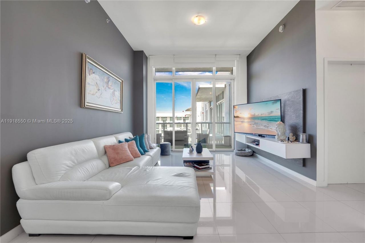 7751 NW 107th Ave, Unit 807, Doral, FL 33178 Photo