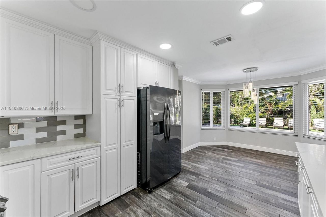 3933 NW 55th St, Coconut Creek, FL 33073 Photo