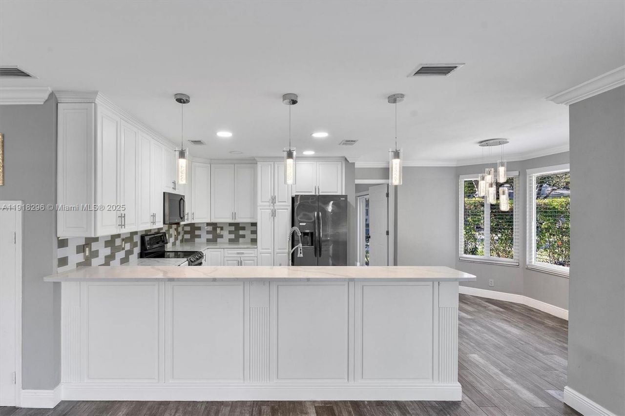 3933 NW 55th St, Coconut Creek, FL 33073 Photo