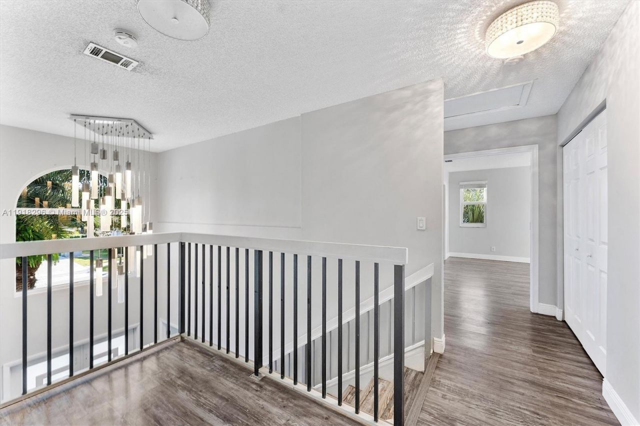 3933 NW 55th St, Coconut Creek, FL 33073 Photo