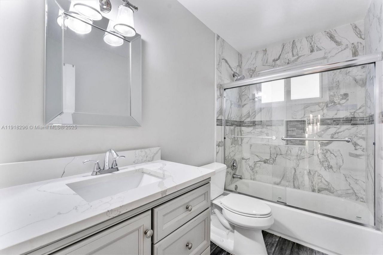 3933 NW 55th St, Coconut Creek, FL 33073 Photo