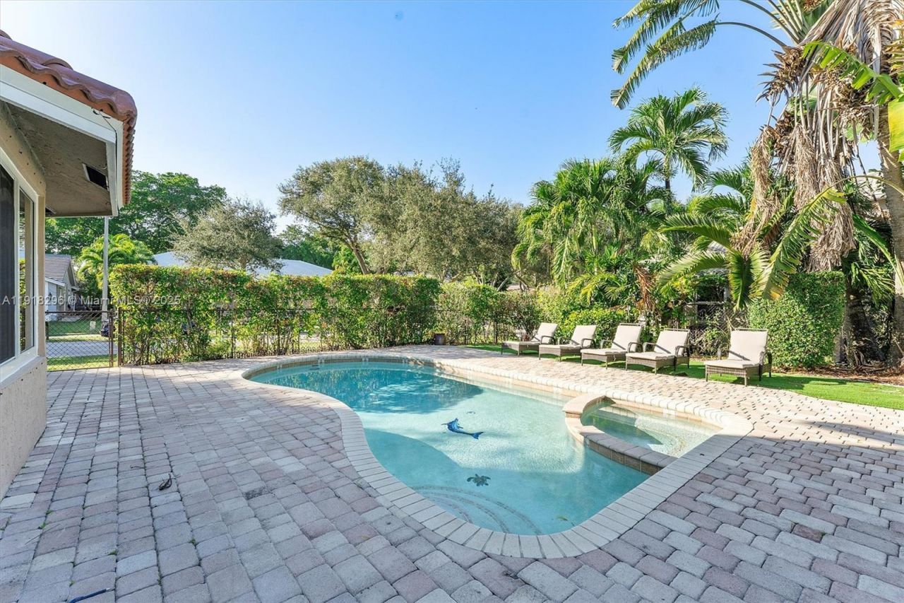 3933 NW 55th St, Coconut Creek, FL 33073 Photo