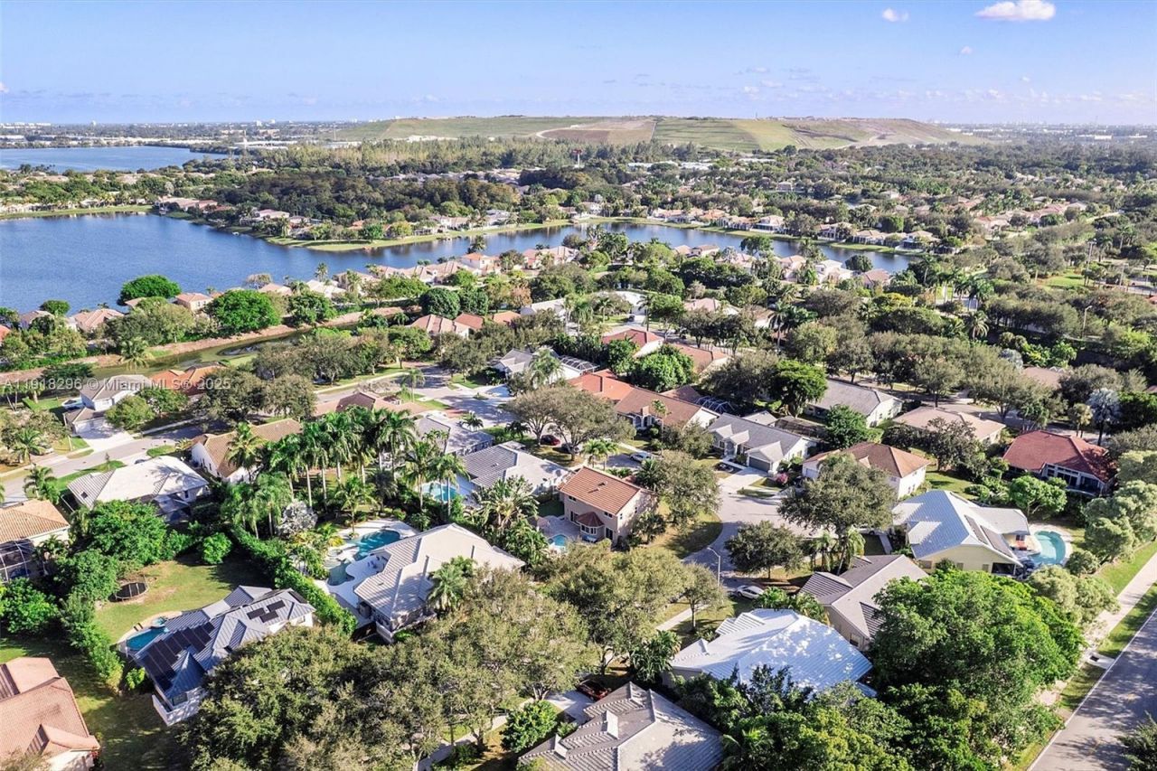 3933 NW 55th St, Coconut Creek, FL 33073 Photo