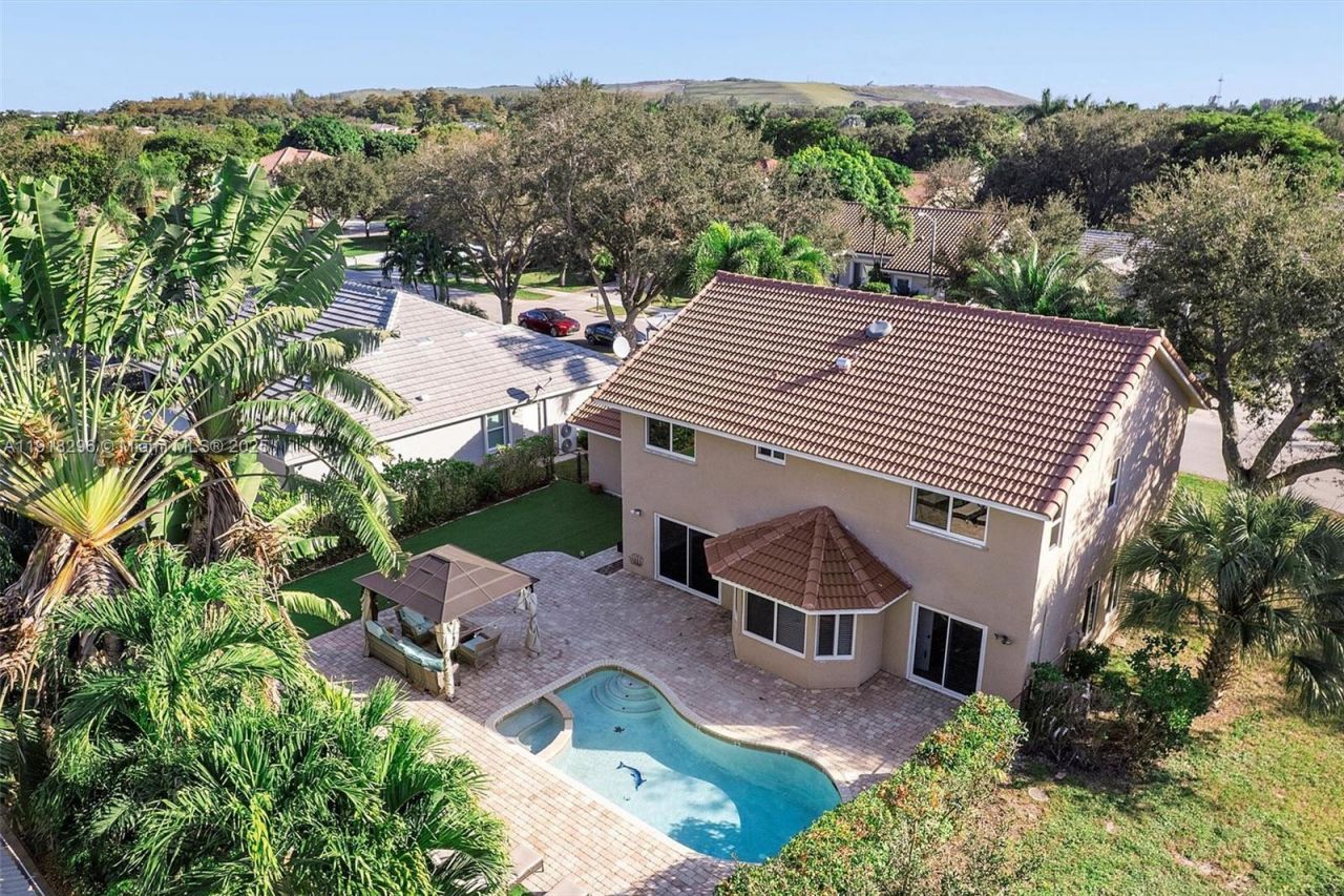 3933 NW 55th St, Coconut Creek, FL 33073 Photo