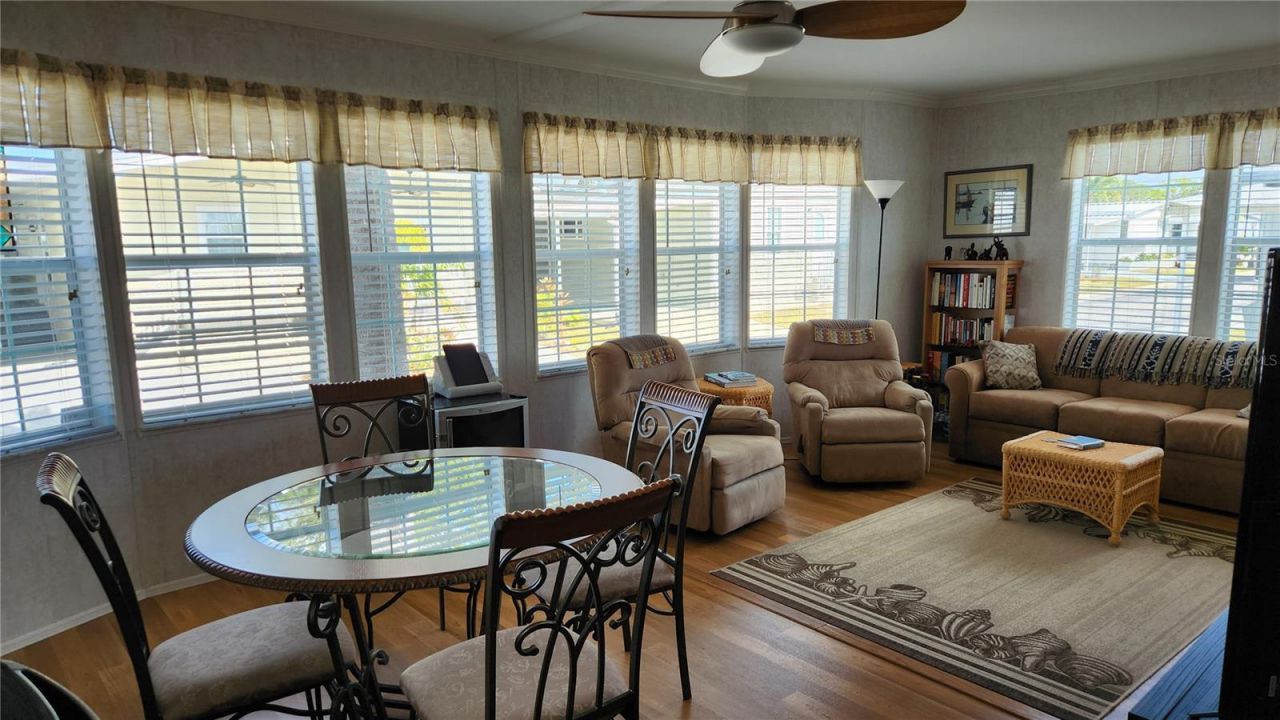 3324 Spanish Oak Terrace, Sarasota, FL 34237 Photo