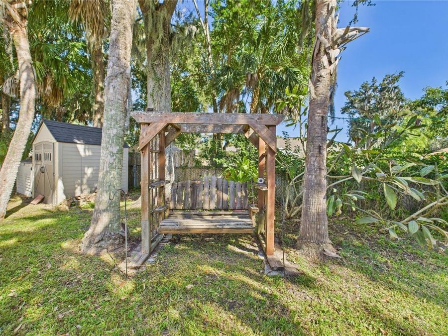 Property Image 100