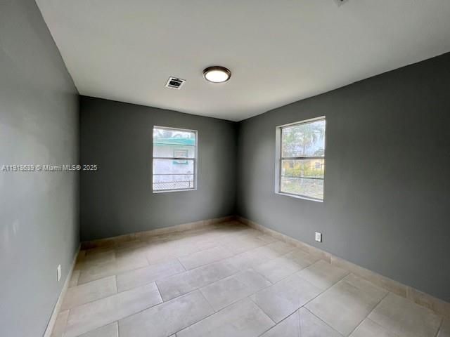 1436 NW 24th Ter, Fort Lauderdale, FL 33311 Photo