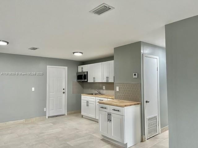 1436 NW 24th Ter, Fort Lauderdale, FL 33311 Photo