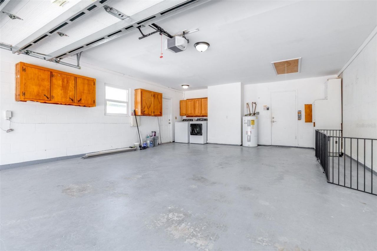 15401 Woodcastle Place, Tampa, FL 33613 Photo