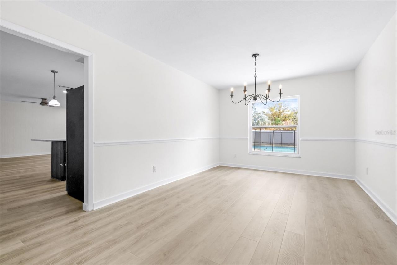 15401 Woodcastle Place, Tampa, FL 33613 Photo