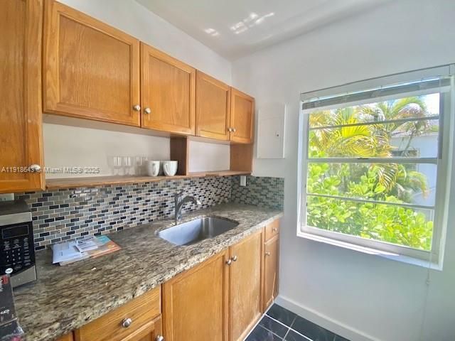 830 W 40th St, Unit 2, Miami Beach, FL 33140 Photo