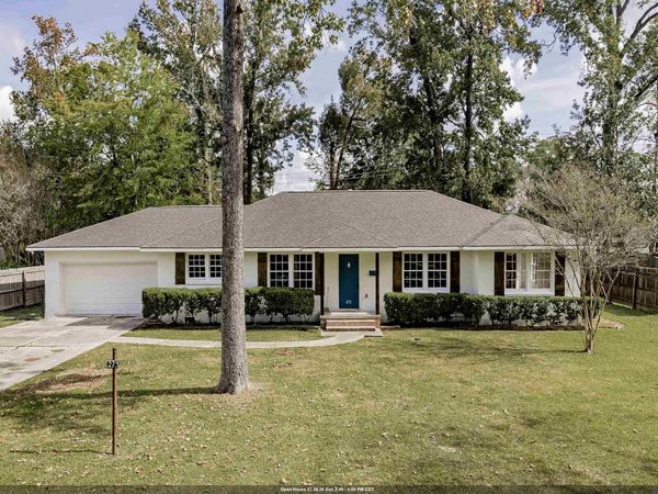 275 E Riveroaks Dr, Baton Rouge, LA 70815