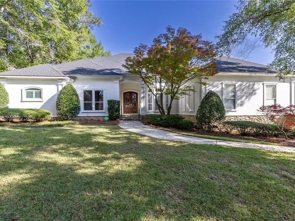 105 Pebble Court, Fairhope, AL 36532