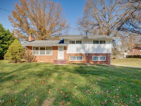 106 Patrick Henry Circle, Kingsport, TN 37663