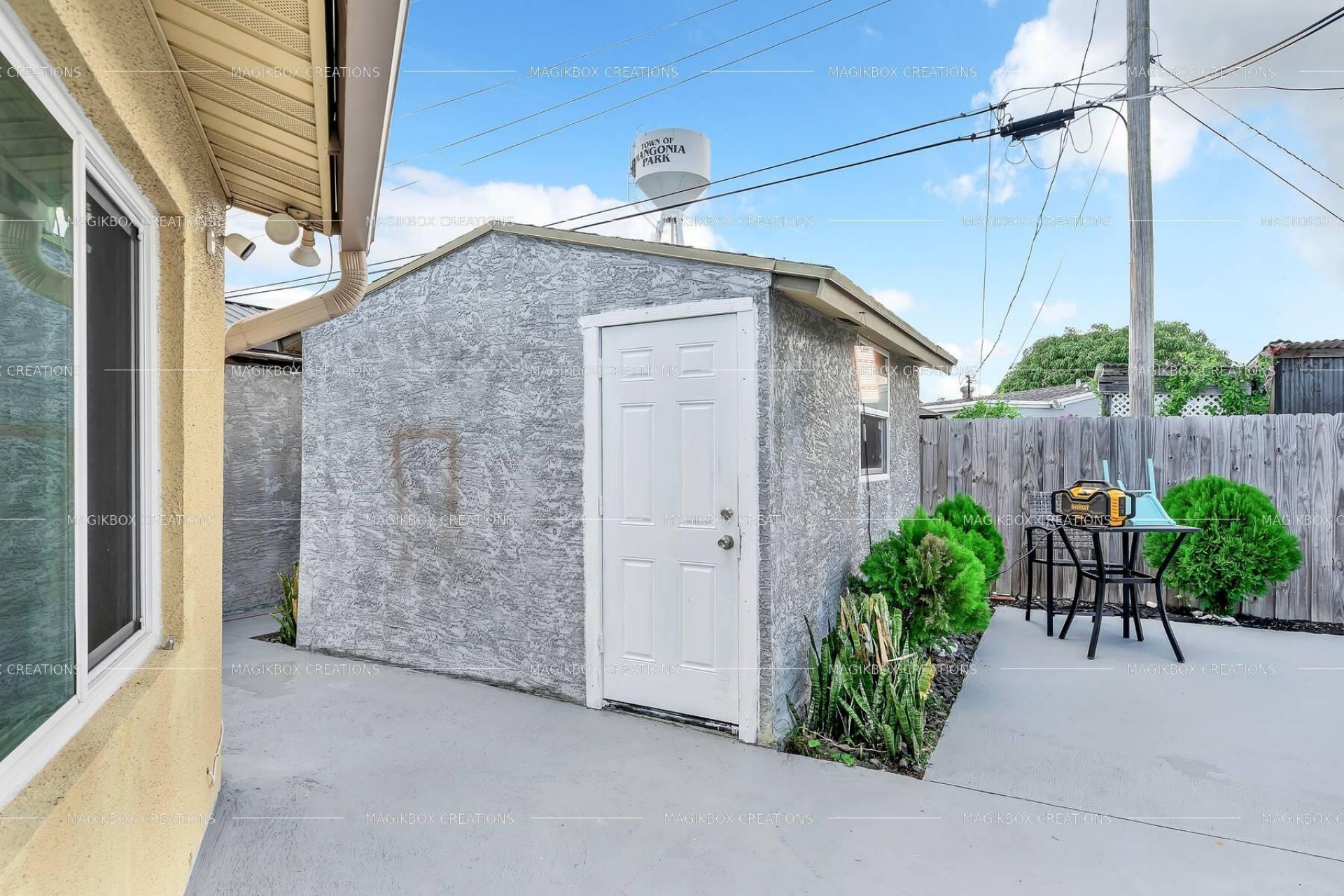 5713 Briarwood Street, Mangonia Park, FL 33407 Photo