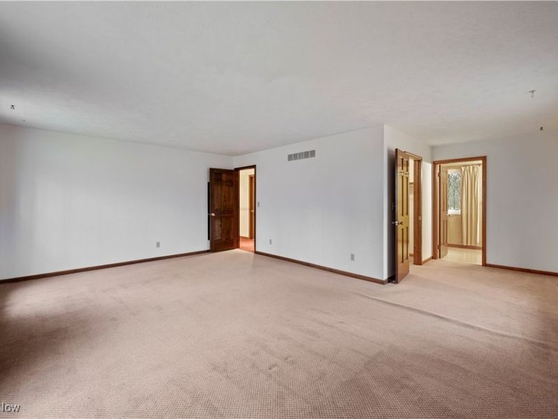 14280 Sweetbriar Lane, Novelty, OH 44072 Photo 19