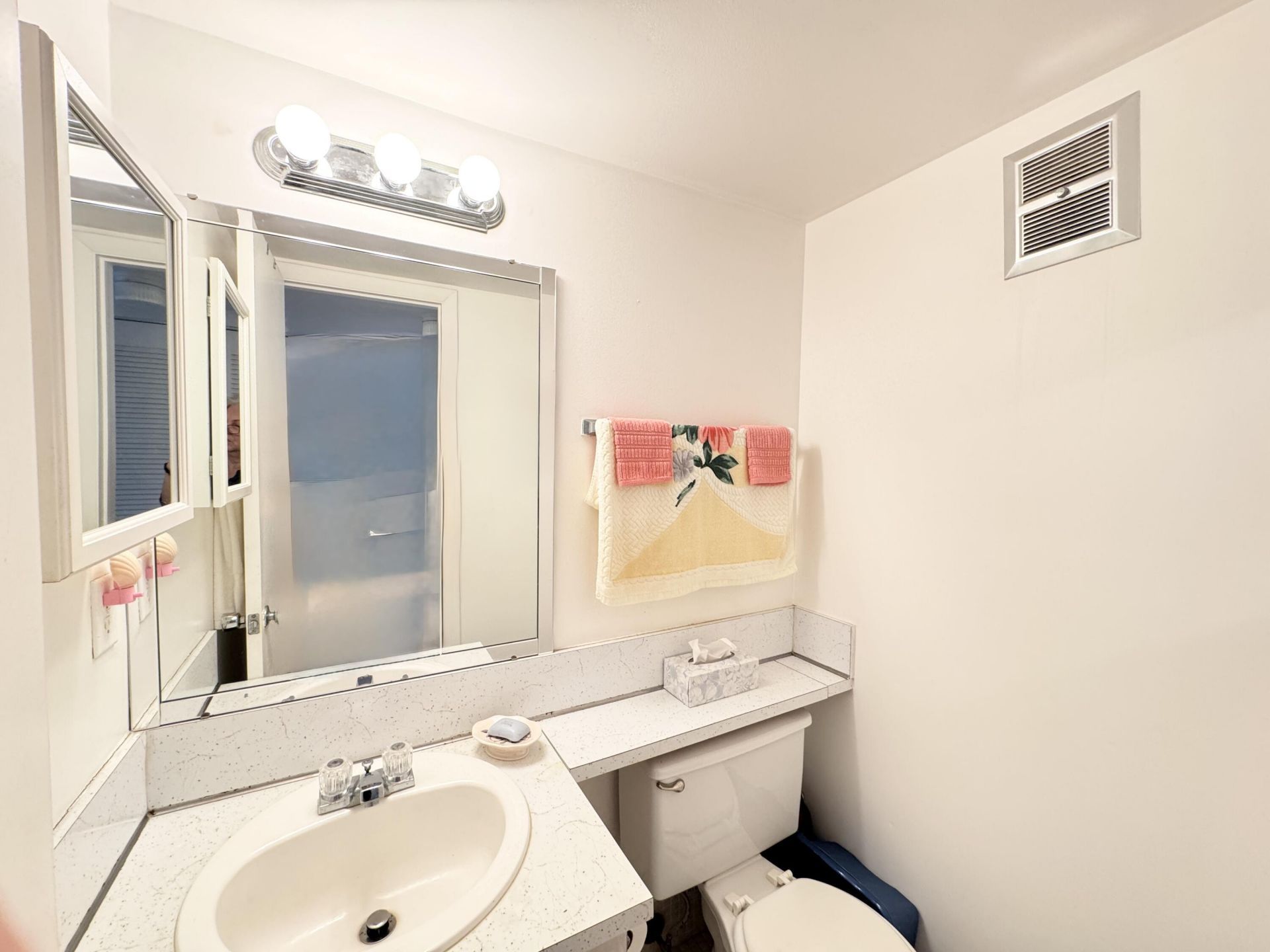 148 Bedford F, West Palm Beach, FL 33417 Photo