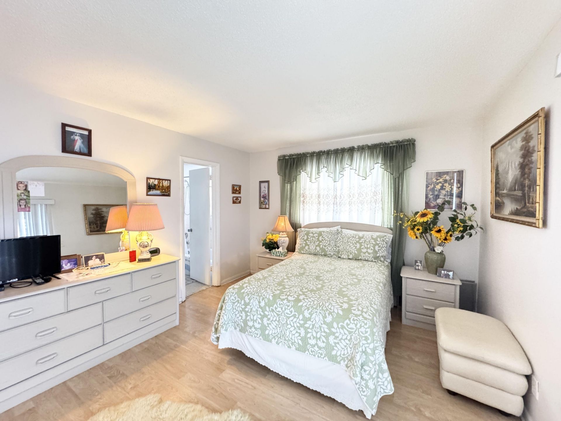 148 Bedford F, West Palm Beach, FL 33417 Photo