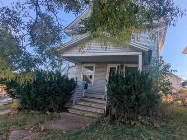 1440 E Cesar E Chavez Avenue, Lansing, MI 48906