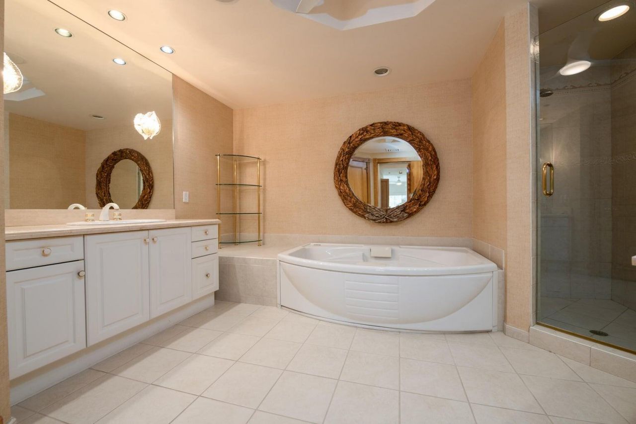 1228 Hillsboro Mile, Unit 103, Hillsboro Beach, FL 33062 Photo