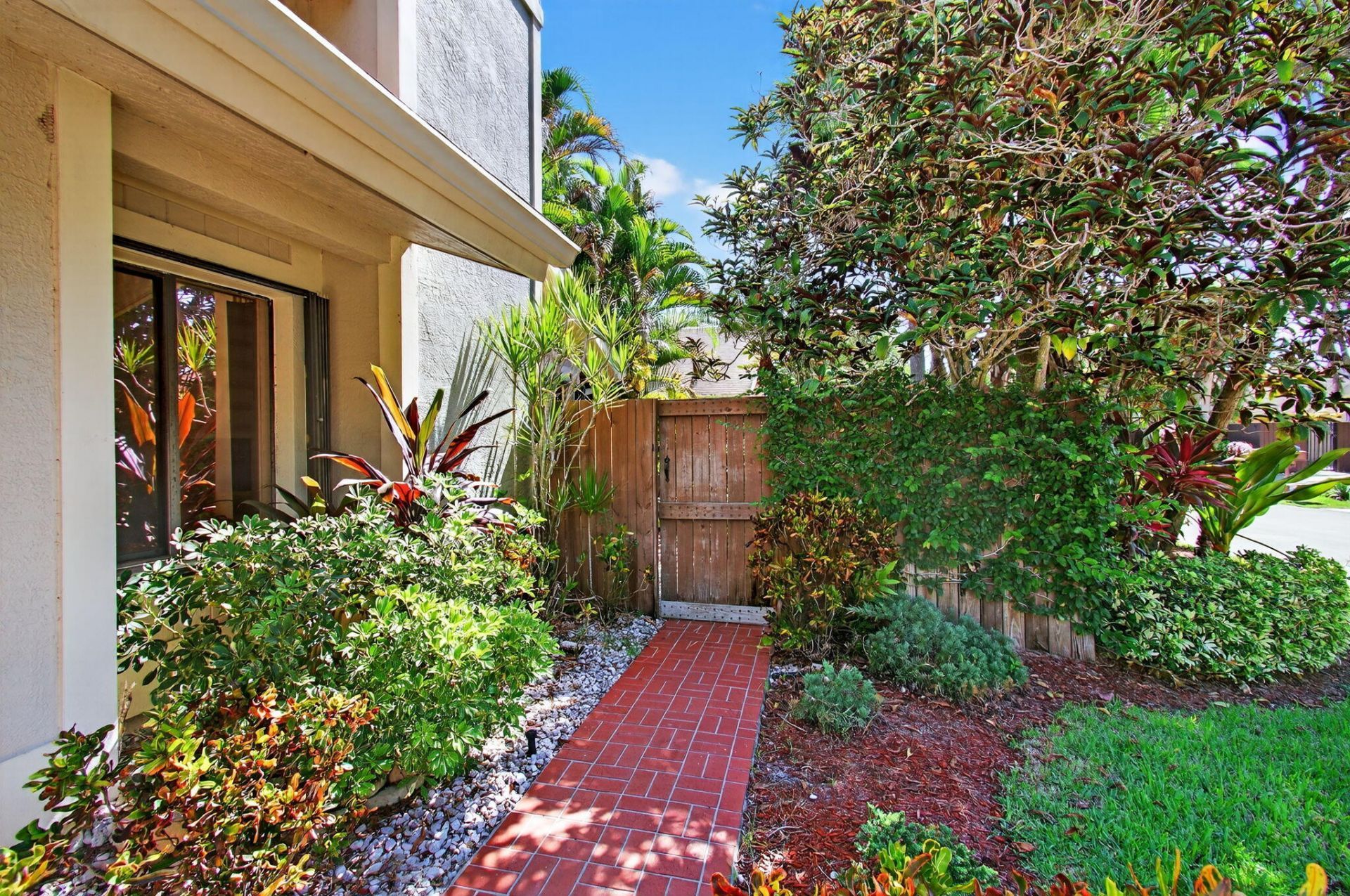 7745 Stanway Place E, Boca Raton, FL 33433 Photo