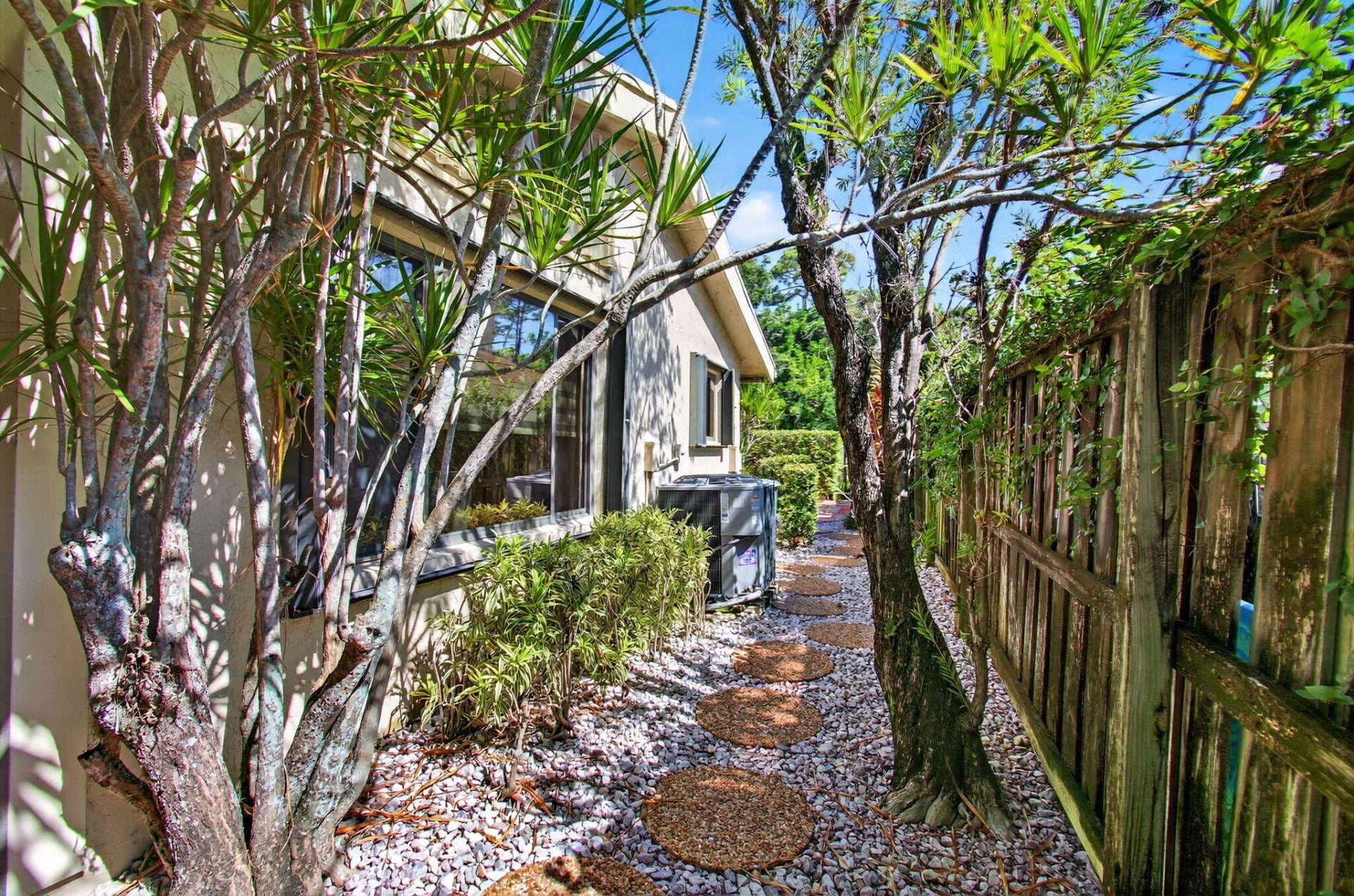 7745 Stanway Place E, Boca Raton, FL 33433 Photo