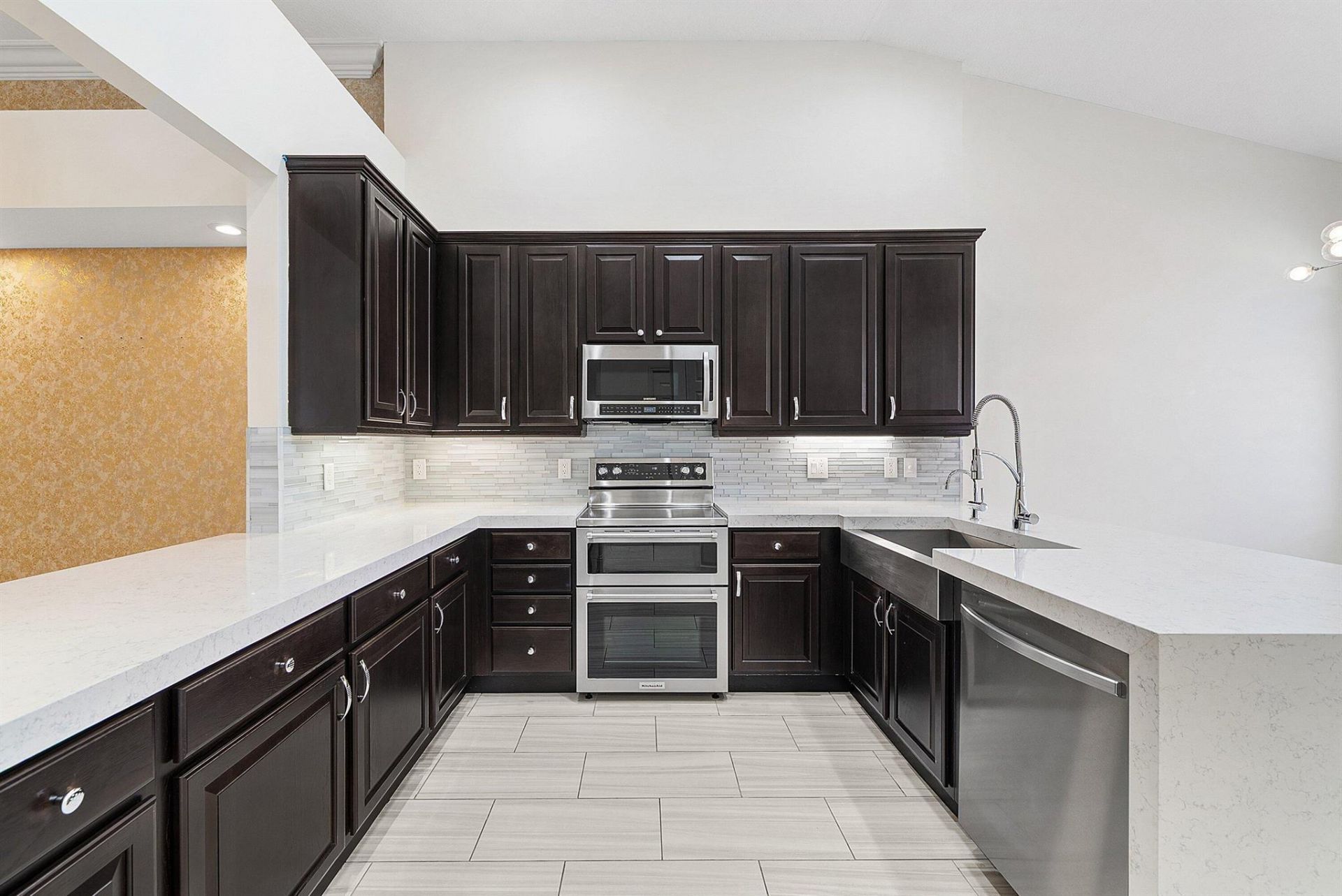 114 Palm Point Circle, Unit C, Palm Beach Gardens, FL 33418 Photo