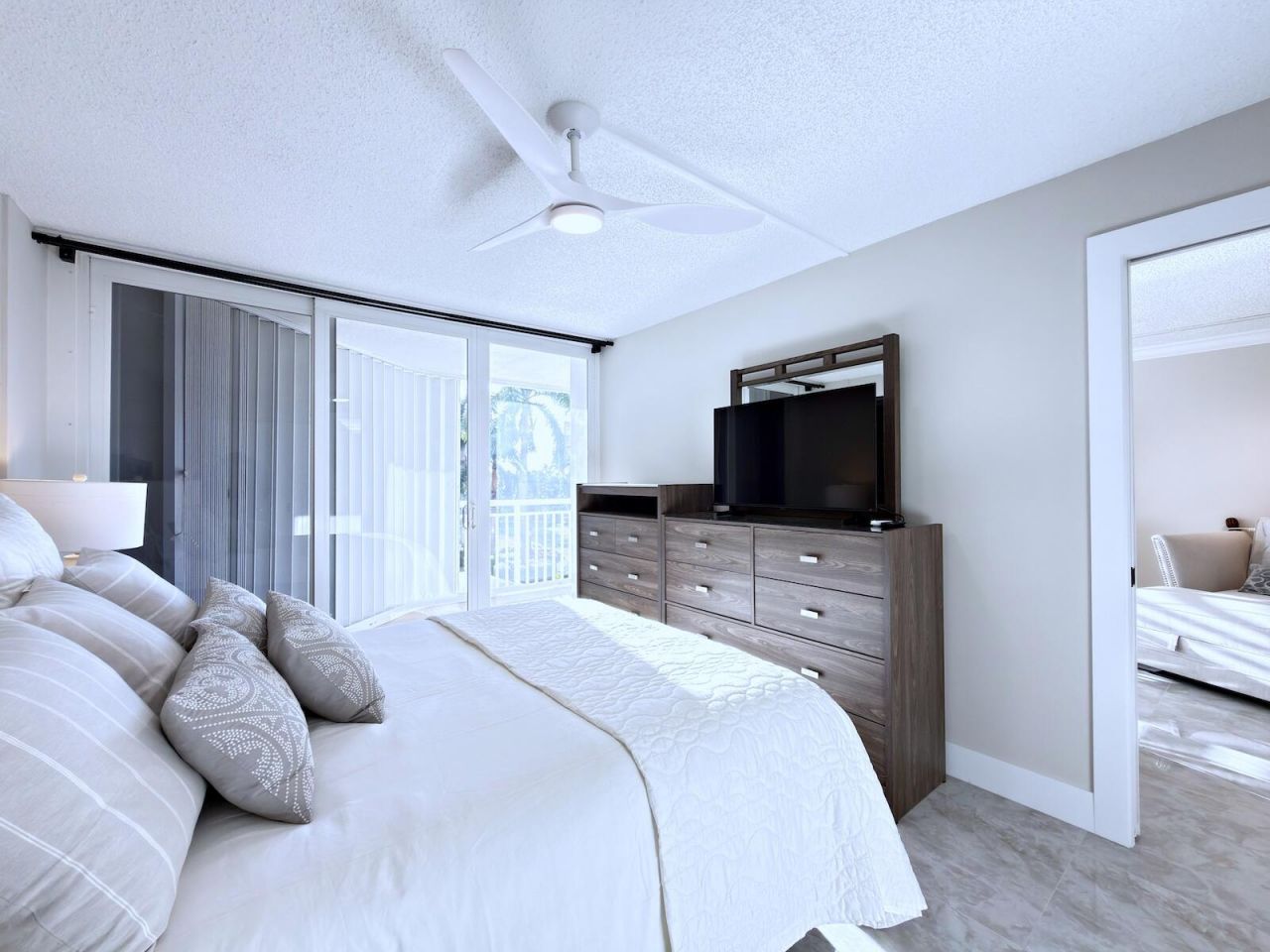 3546 S Ocean Boulevard, Unit 316, South Palm Beach, FL 33480 Photo