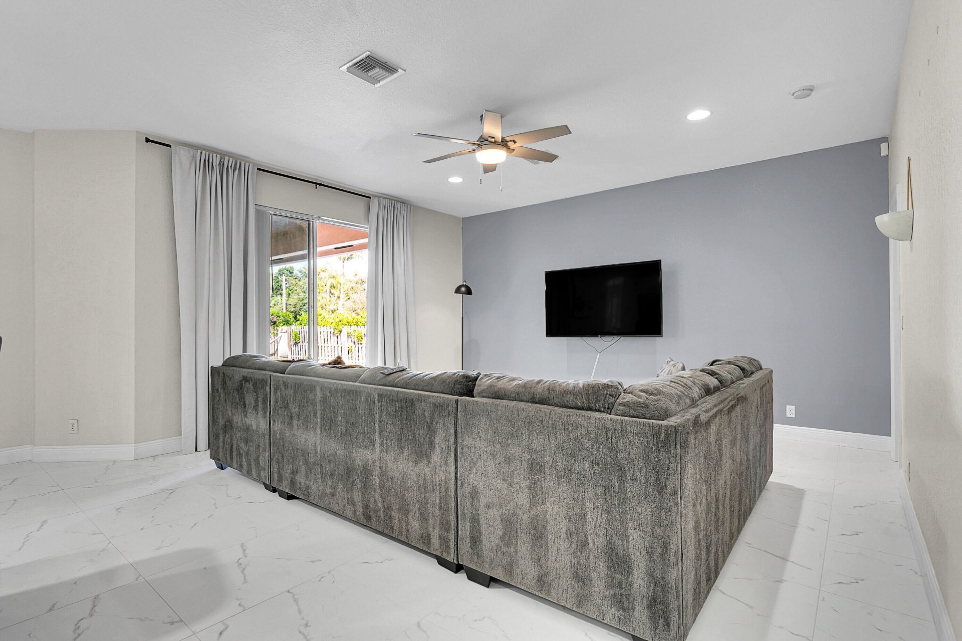 13620 Folkestone Court W, Wellington, FL 33414 Photo