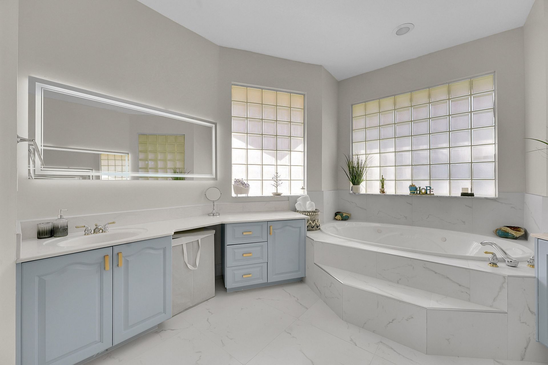 13620 Folkestone Court W, Wellington, FL 33414 Photo