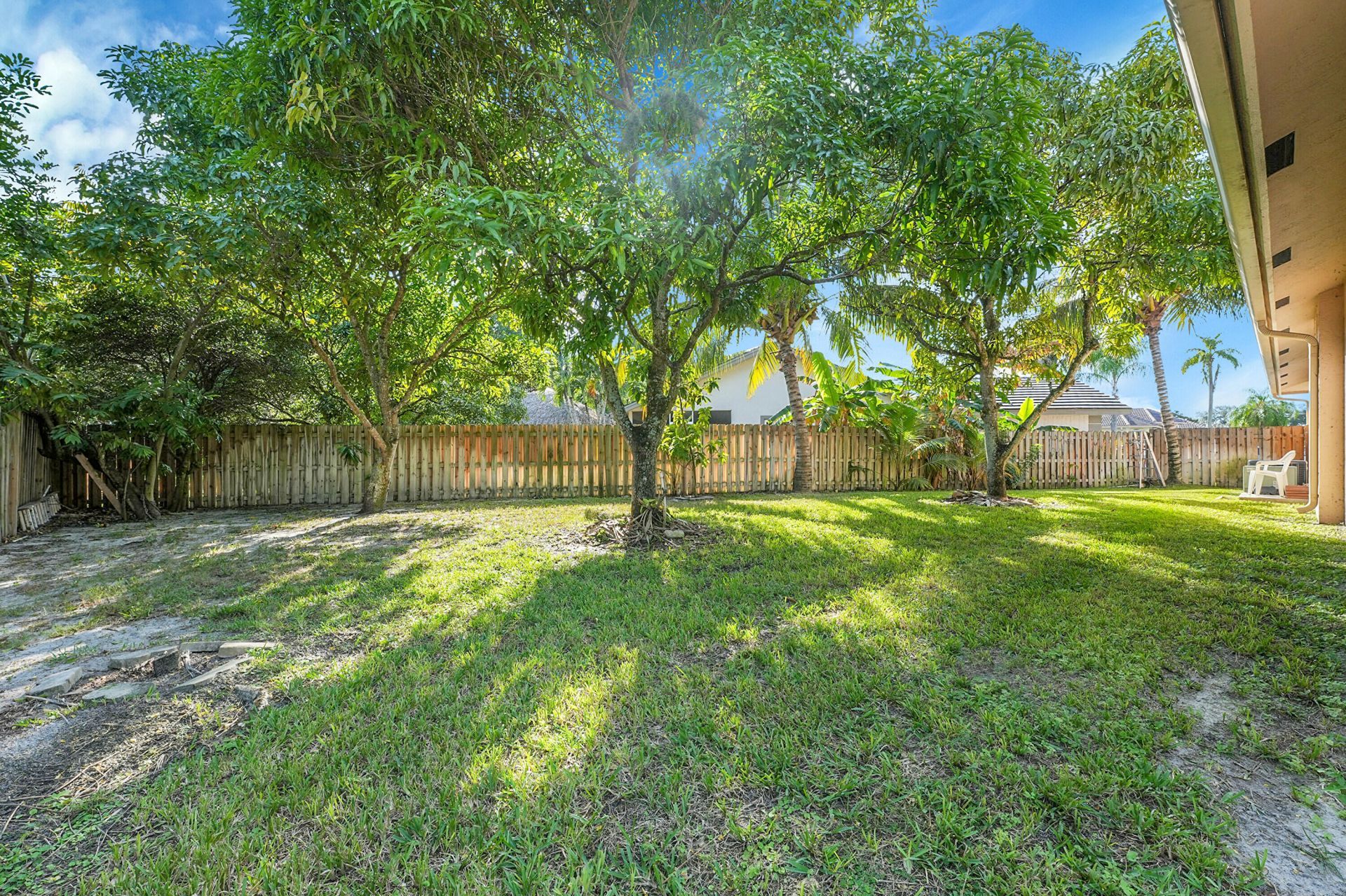 13620 Folkestone Court W, Wellington, FL 33414 Photo