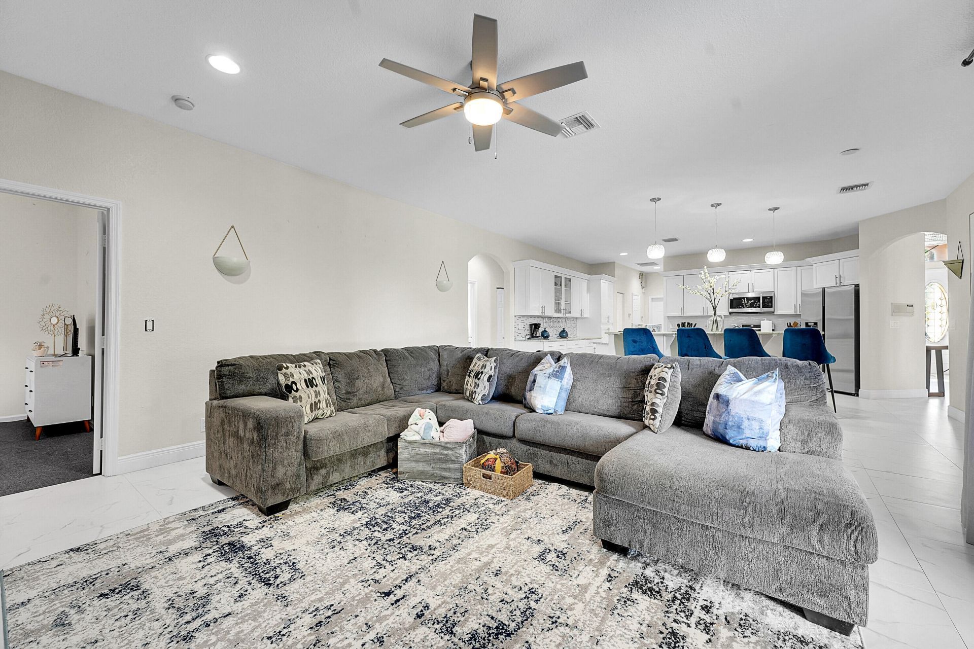 13620 Folkestone Court W, Wellington, FL 33414 Photo