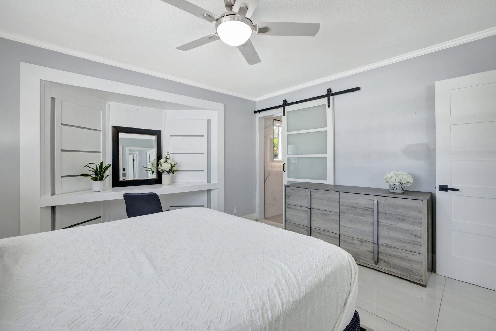 2260 NE 62nd Street, Fort Lauderdale, FL 33308 Photo