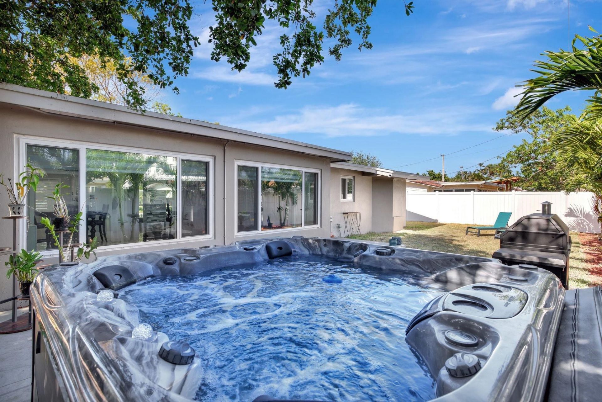 2260 NE 62nd Street, Fort Lauderdale, FL 33308 Photo